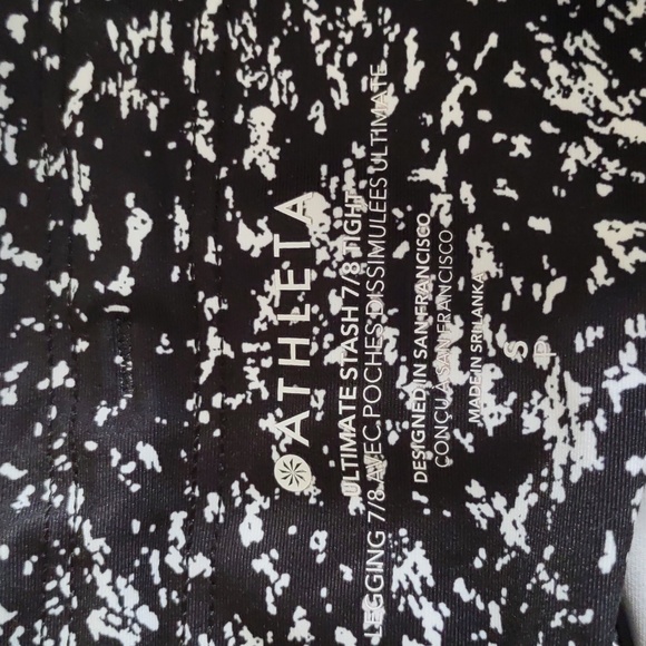 Athleta Size Small Ultimate Stash 7/8 Tight Leggings - Picture 3 of 16